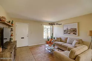 135 S Paseo Quinta, Green Valley, AZ 85614 - Photo 1