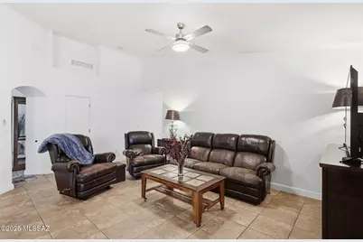 1398 W Woodacre Drive, Sahuarita, AZ 85629 - Photo 9