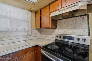 7518 E 31st St, Tucson, AZ 85710 - Photo 13