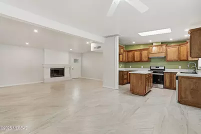 7061 E Edgemont Street, Tucson, AZ 85710 - Photo 9