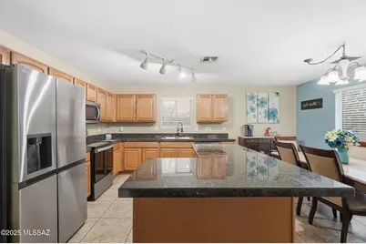 12902 N Pocatella Drive, Marana, AZ 85653 - Photo 9