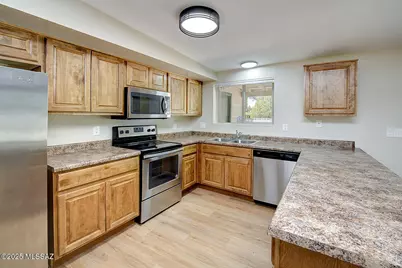 9031 E Sierra Street, Tucson, AZ 85710 - Photo 5