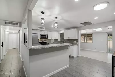 8822 N Marathon Drive, Tucson, AZ 85704 - Photo 5