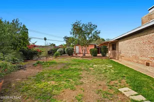 6950 E Hawthorne St, Tucson, AZ 85710 - Photo 47