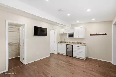 6950 E Hawthorne Street, Tucson, AZ 85710 - Photo 37