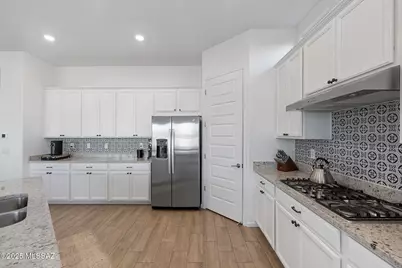 10869 N Stonebridge Drive, Tucson, AZ 85742 - Photo 17
