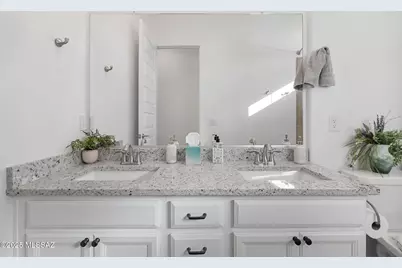 10869 N Stonebridge Drive, Tucson, AZ 85742 - Photo 33