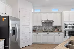 10869 N Stonebridge Dr, Tucson, AZ 85742 - Photo 19