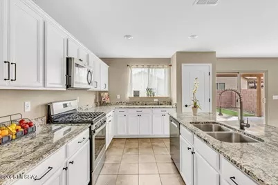 9596 S Miller Flats Drive, Tucson, AZ 85747 - Photo 13