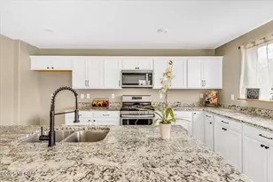 9596 S Miller Flats Dr, Tucson, AZ 85747 - Photo 17