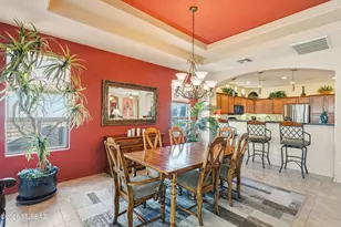 2571 E Alger Dr, Green Valley, AZ 85614 - Photo 11