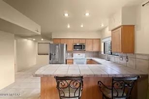 9100 E Kayenta Dr, Tucson, AZ 85749 - Photo 11