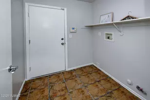 1382 N Thunder Ridge Dr, Tucson, AZ 85745 - Photo 25