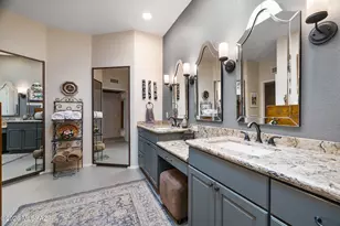 3831 S Via De La Urraca, Green Valley, AZ 85622 - Photo 17