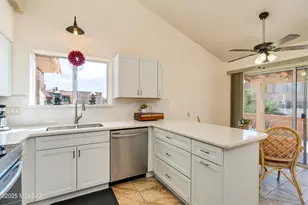 736 W Desert Hills Dr, Green Valley, AZ 85622 - Photo 27