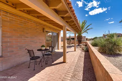 736 W Desert Hills Drive, Green Valley, AZ 85622 - Photo 41