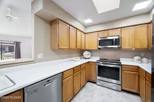 8631 N Little Oak Ln, Tucson, AZ 85704 - Photo 17