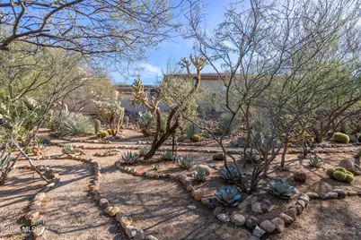 715 W Granite View Drive, Oro Valley, AZ 85755 - Photo 33
