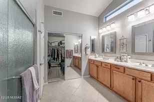 976 N Night Heron Dr, Green Valley, AZ 85614 - Photo 9