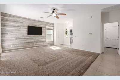 8754 N White Spruce Drive, Tucson, AZ 85743 - Photo 7