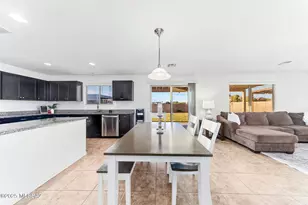 11600 W Granville Dr, Marana, AZ 85653 - Photo 9