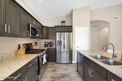 5168 N Standing Rock Place, Tucson, AZ 85750 - Photo 9