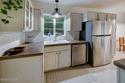 2133 E 7th Street, Tucson, AZ 85719 - Photo 11