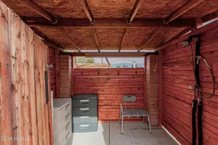 618 S Prudence Rd, Tucson, AZ 85710 - Photo 31