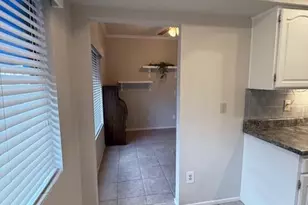 7900 E Colette Cir, Tucson, AZ 85710 - Photo 9