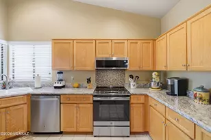 65410 E Rolling Hills Dr, Saddlebrooke, AZ 85739 - Photo 13