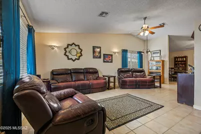 1709 W Applecreek Place, Tucson, AZ 85746 - Photo 7