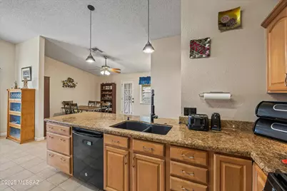 1709 W Applecreek Place, Tucson, AZ 85746 - Photo 15