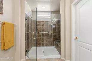 1748 N Oak Hill Ln, Green Valley, AZ 85614 - Photo 17