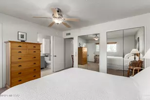 1306 W Camino Lucientes, Green Valley, AZ 85622 - Photo 17