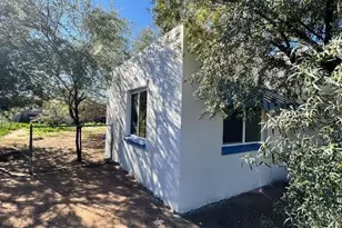 240 E Delano St, Tucson, AZ 85705 - Photo 3