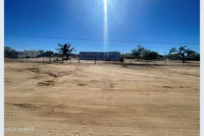 11901 W Vegas Drive, Tucson, AZ 85736 - Photo 3