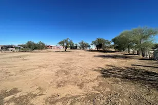 11901 W Vegas Dr, Tucson, AZ 85736 - Photo 17