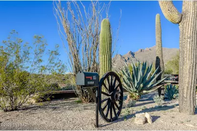 815 E Via Lucitas, Tucson, AZ 85718 - Photo 3