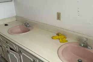 8243 E Rawhide Trl, Tucson, AZ 85750 - Photo 27