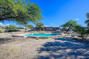 1812 S Carthage Pl, Tucson, AZ 85748 - Photo 1