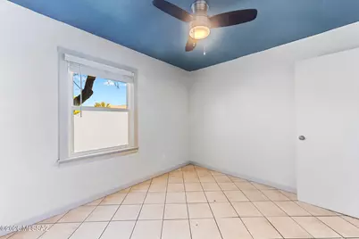 1628 E Grant Road, Tucson, AZ 85719 - Photo 23