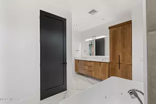 14298 N Quiet Rain Dr, Oro Valley, AZ 85755 - Photo 31