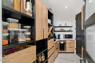 14298 N Quiet Rain Dr, Oro Valley, AZ 85755 - Photo 11