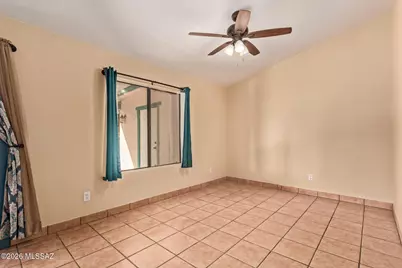 7992 S Lennox Lane, Tucson, AZ 85747 - Photo 7