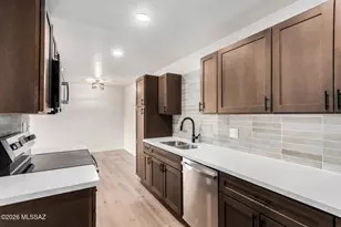 2601 E Warwick Vista, Tucson, AZ 85713 - Photo 3
