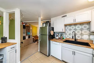 3936 N Pomona Road, Tucson, AZ 85705 - Photo 1