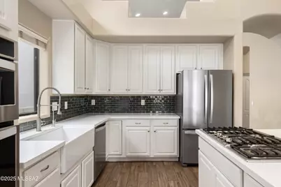 5893 N Misty Ridge Drive, Tucson, AZ 85718 - Photo 17