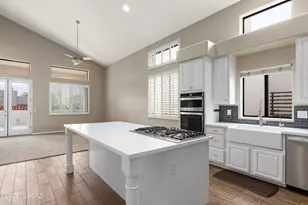 5893 N Misty Ridge Dr, Tucson, AZ 85718 - Photo 13