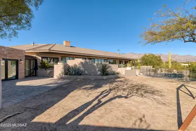 4740 N Hacienda Del Sol Road, Tucson, AZ 85718 - Photo 35