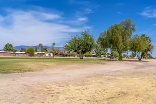 8537 E Pine Valley Dr, Tucson, AZ 85710 - Photo 5